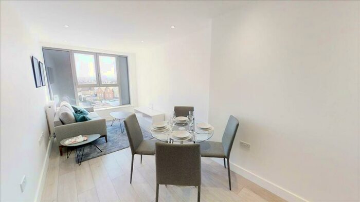 1 Bedroom Flat To Rent In New London Road, Chelmsford, CM2