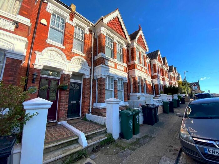 2 Bedroom Flat To Rent In St Andrews Road, Brighton, East Sussex, BN1