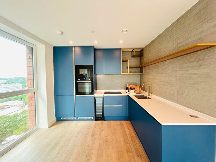 2 Bedroom Flat To Rent In Waterview House, Quay Walk, Wembley, London, HA0