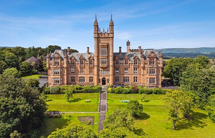 2 Bedroom Flat For Sale In Schaw House, Schaw Drive, Bearsden, G61