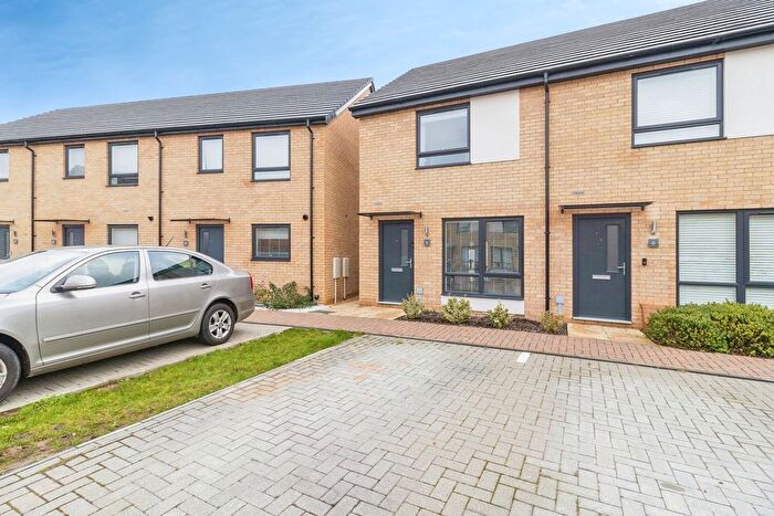 2 Bedroom End Terrace House For Sale In Joyce Rise, Glebe Farm, Milton Keynes, Buckinghamshire, MK17