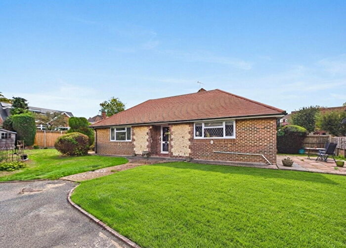 2 Bedroom Detached Bungalow For Sale In Nepcote Lane, Findon Village, Worthing, BN14