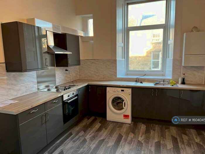 4 Bedroom Flat To Rent In Kelvingrove, Glasgow, G3