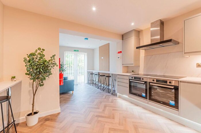6 Bedroom Terraced House To Rent In Lovelace Road, Norwich, NR4