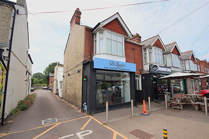 2 Bedroom Flat To Rent In Cherry Hinton Road, Cambridge, CB1