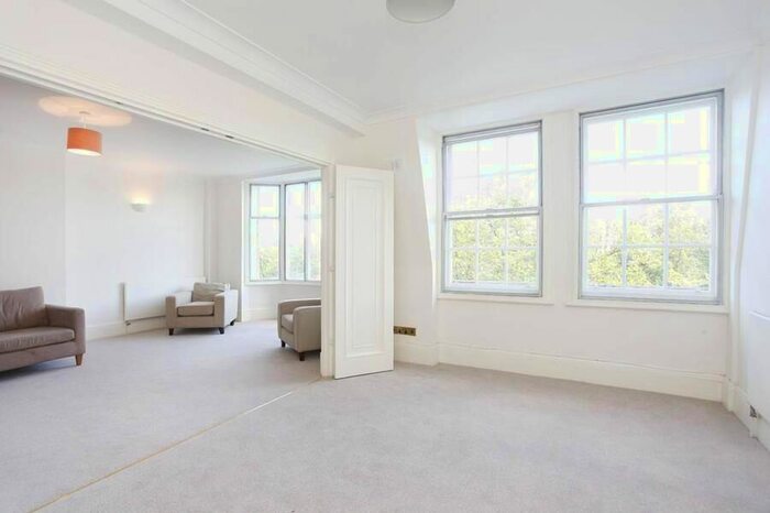 5 Bedroom Flat To Rent In Park Road, London, NW8