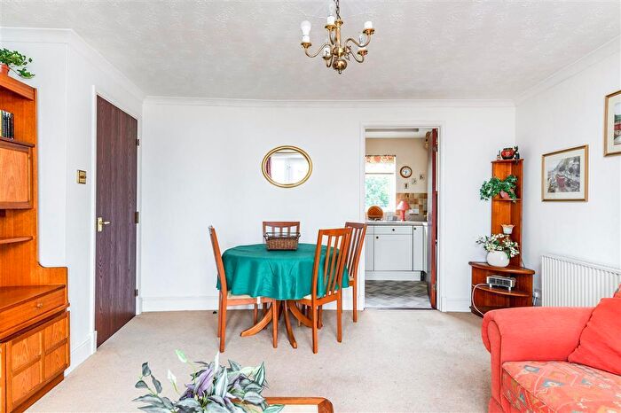 1 Bedroom Flat To Rent In Ocean Crescent, Maritime Quarter, Swansea, SA1