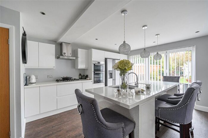 5 Bedroom Detached House For Sale In Cedar Close, Bagshot, Surrey, GU19