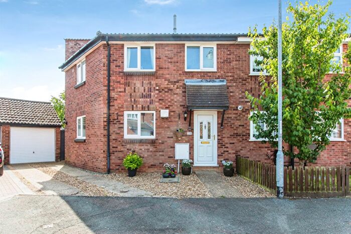 4 Bedroom Semi-Detached House For Sale In Limes Road, Hardwick, Cambridge, CB23