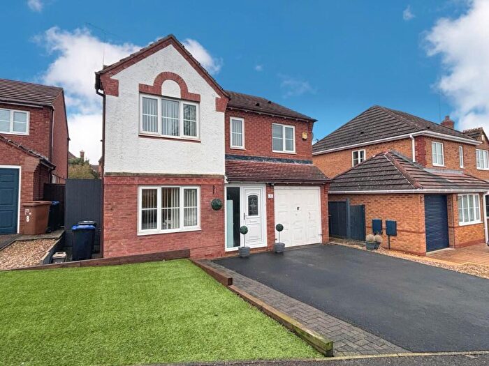 4 Bedroom Detached House For Sale In Middle Greeve, Wootton Fields, Northampton, NN4