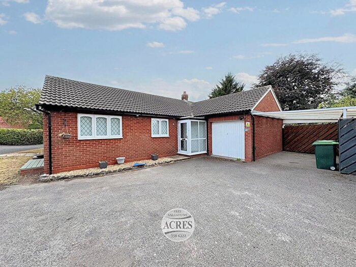 3 Bedroom Detached Bungalow For Sale In Jill Avenue, Great Barr, Birmingham, B43