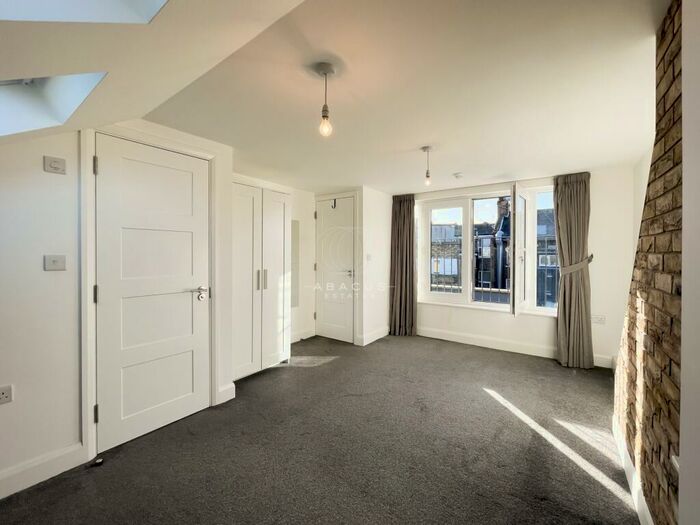 Studio To Rent In , Napier Road, Kensal Green, NW10