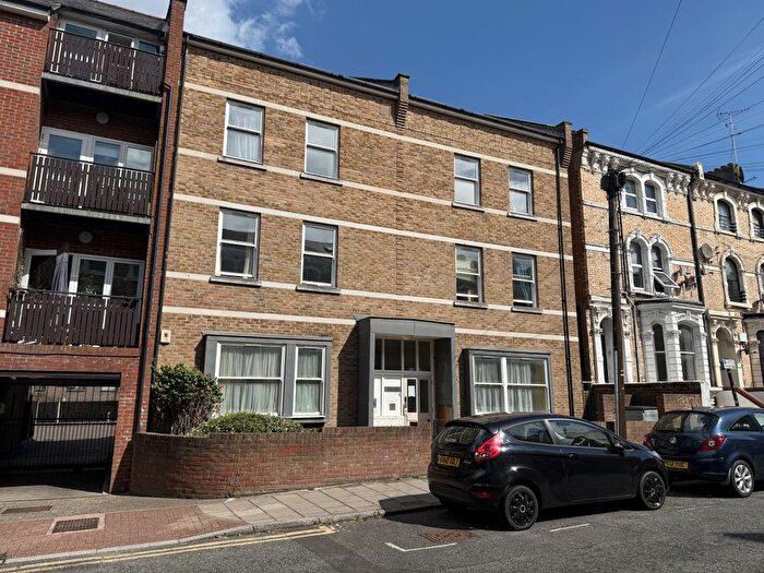 8 Bedroom Property For Sale In Jennings House, A Ferndale Road, Clapham North, London, SW4