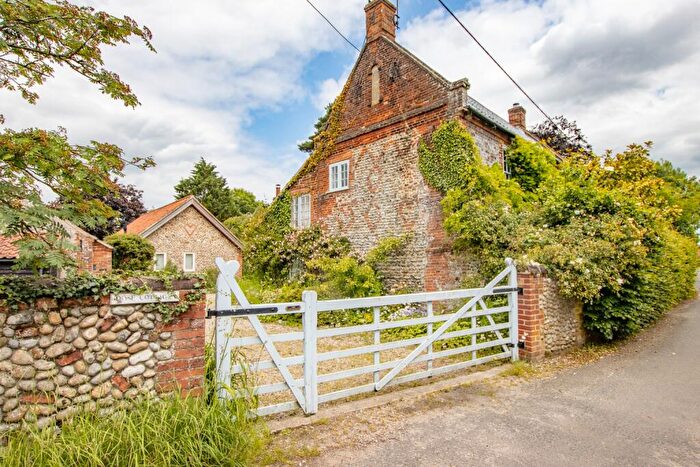 4 Bedroom Detached House For Sale In Melton Road, Briningham, Melton Constable, NR24