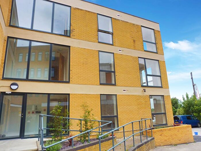 1 Bedroom Flat To Rent In Elwick Road, Ashford, TN23