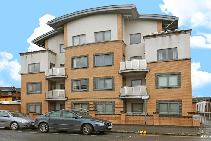 2 Bedroom Penthouse To Rent In Lion Court, Great Knollys Street, Reading, RG1