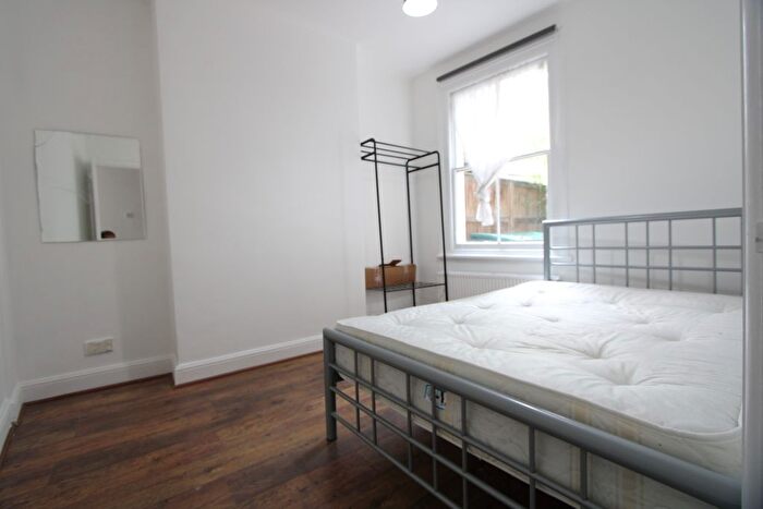 4 Bedroom Terraced House To Rent In Quicks Road, Wimbledon, SW19