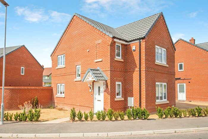 3 Bedroom Detached House For Sale In Yarrow Close, Capel St. Mary, Ipswich, IP9