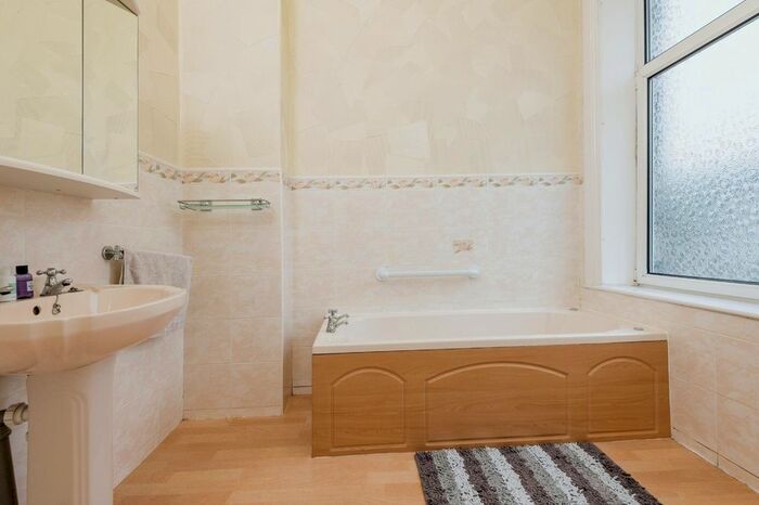 3 Bedroom End Of Terrace House For Sale In Churchfield Terrace, Liversedge, West Yorkshire, WF15