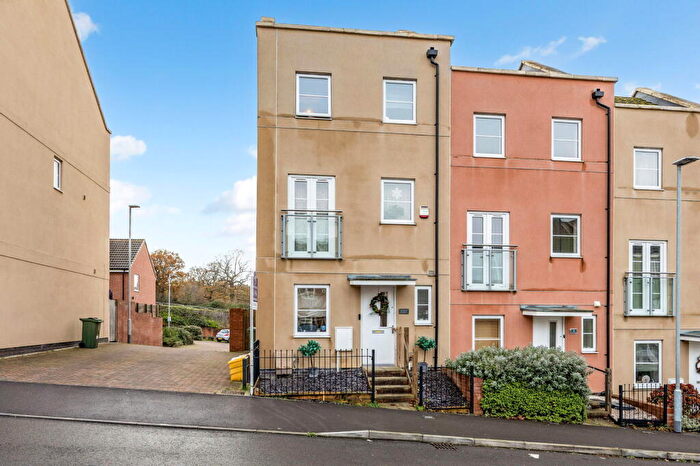 4 Bedroom Town House For Sale In Fairford Road, Oakley Development, Cheltenham, GL52