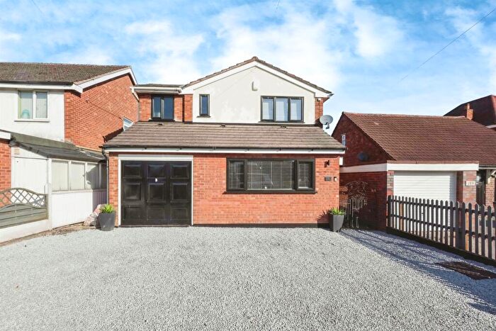 3 Bedroom Detached House For Sale In Cooks Lane, Birmingham, B37