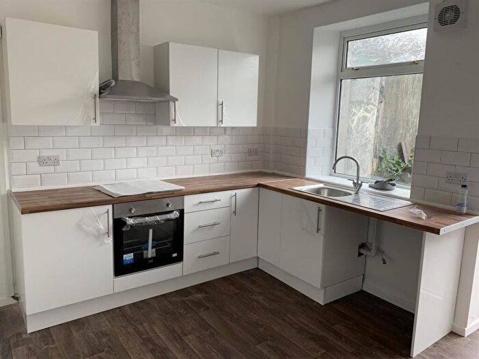 2 Bedroom Terraced House To Rent In Thomas Street, Treharris, CF46