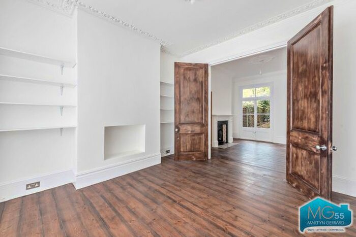 4 Bedroom Terraced House To Rent In Baronsmere Road, London, N2