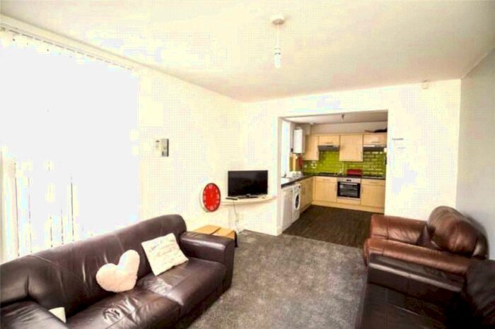 1 Bedroom Apartment To Rent In Avondale Road, Liverpool, L15
