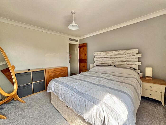 2 Bedroom End Of Terrace House For Sale In High Street, Southminster, CM0