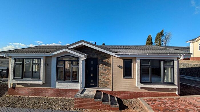 2 Bedroom Mobile/park Home For Sale In Tedstone Wafre, Bromyard, HR7