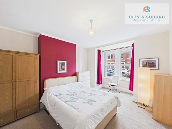 2 Bedroom Flat To Rent In Woodbine Street, NE8