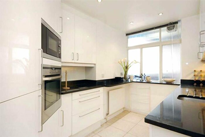 2 Bedroom Apartment To Rent In Grove End House, Grove End Road, St Johns Wood, London, NW8