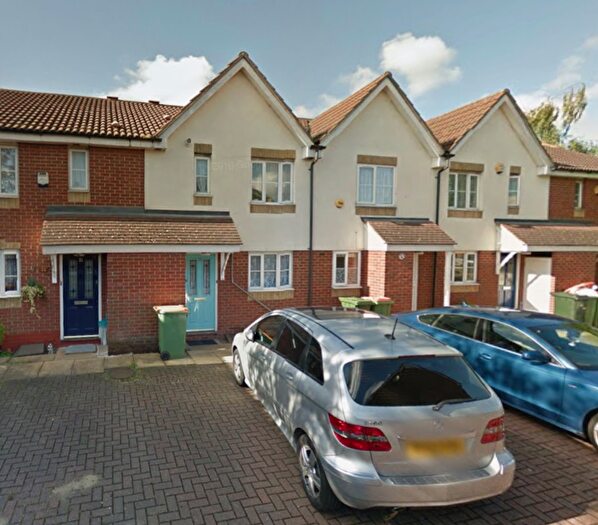 3 Bedroom House To Rent In Henry Addlington Close, London, London, E6