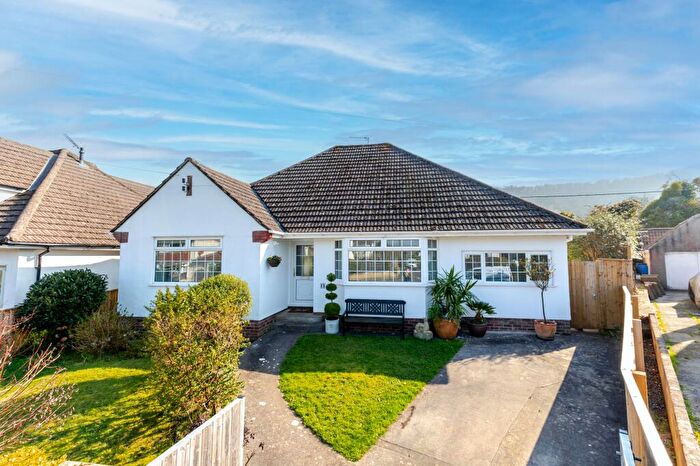 3 Bedroom Detached Bungalow For Sale In Oakleigh Close, Backwell, BS48