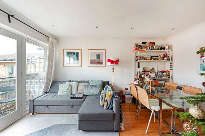 1 Bedroom Flat For Sale In Essex Road, London, N1