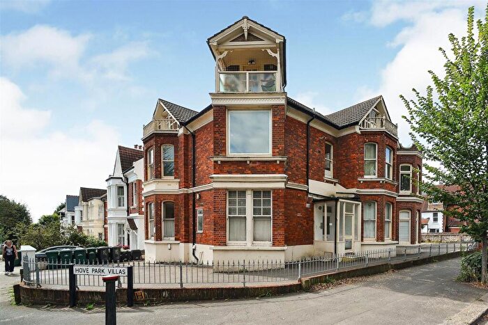 1 Bedroom Flat To Rent In Hove Park Villas, Hove, BN3