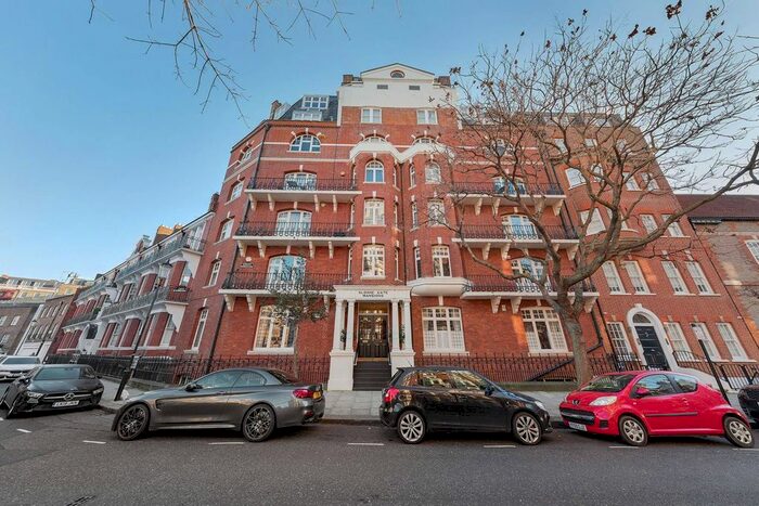 2 Bedroom Flat To Rent In D'oyley Street, Belgravia, London, SW1X