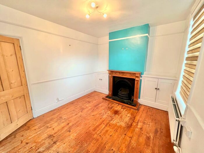 2 Bedroom House To Rent In Foundry Lane, LE7