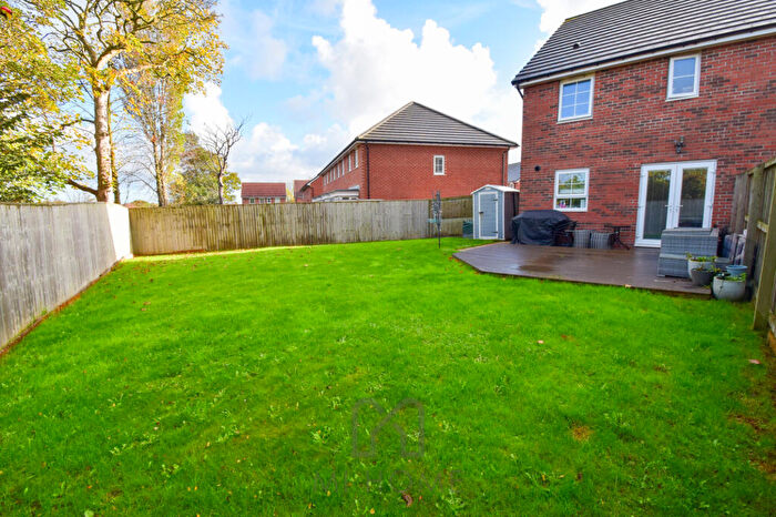 3 Bedroom Semi-Detached House For Sale In Wood Close, Kirkham, Preston, PR4
