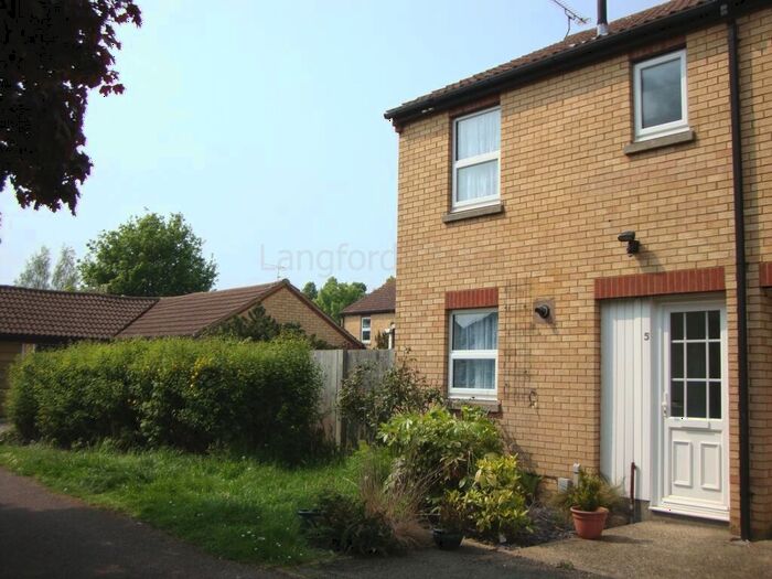 2 Bedroom End Of Terrace House To Rent In Bassingburn Walk, Welwyn Garden City, AL7