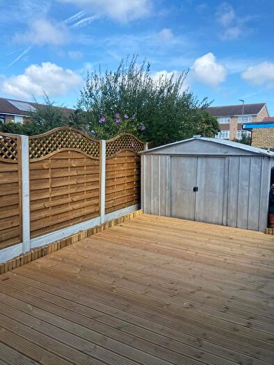 2 Bedroom Terraced House To Rent In Dagenham, RM10