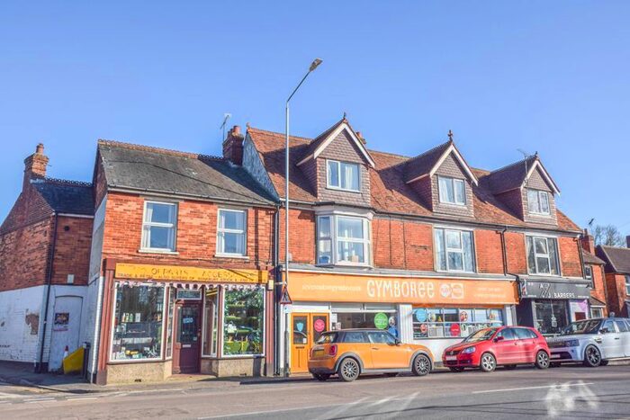 2 Bedroom Flat To Rent In London Road, Dunton Green, Sevenoaks, TN13