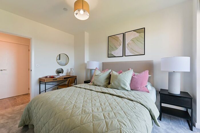 1 Bedroom Flat To Rent In Wolff House, Ridgeway Views, London, NW7