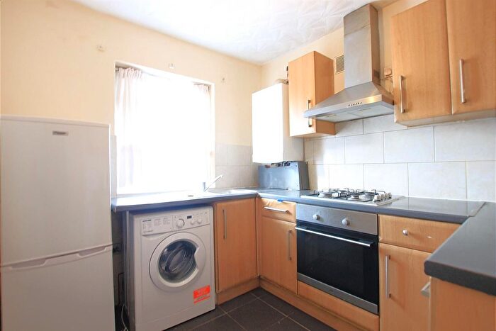 1 Bedroom Flat To Rent In Church Road, Heston, Middlesex, TW5