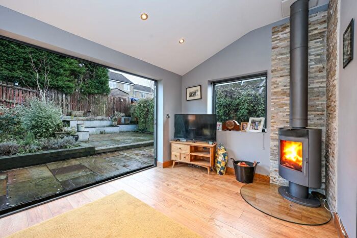 4 Bedroom Semi-Detached House For Sale In Pasturelands, Loveclough, BB4