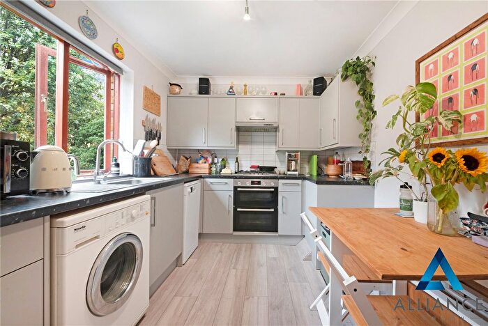 3 Bedroom Terraced House To Rent In Fowey Close, London, E1W