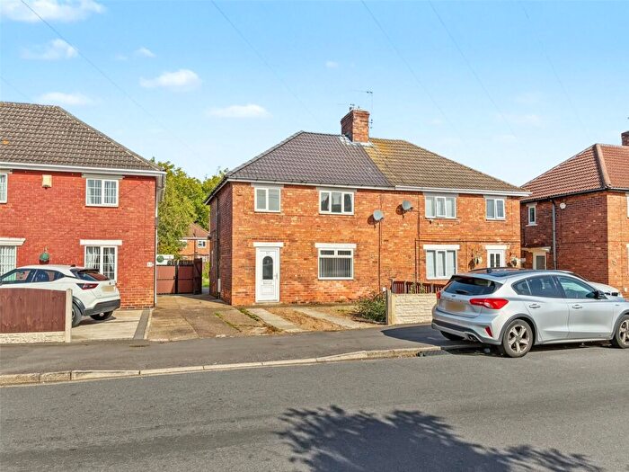 3 Bedroom Semi-Detached House To Rent In Grange Road, Moorends, Doncaster, DN8