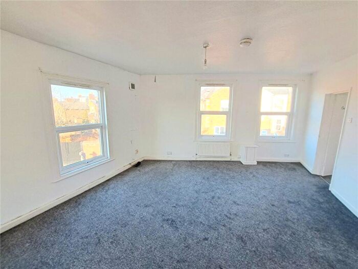 1 Bedroom Flat To Rent In Garden Lane, Chester, Cheshire, CH1