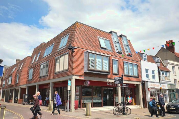 1 Bedroom Flat To Rent In Aqua House, New Street, Lymington, SO41