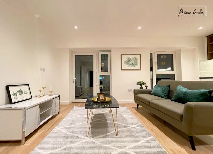 1 Bedroom Apartment To Rent In Beaufort Square, London, NW9